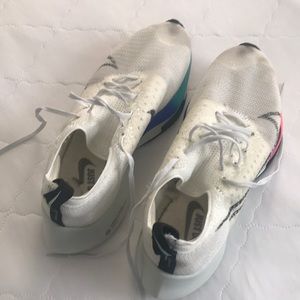 Nike girls flyknit running shoes and Pegasus 37